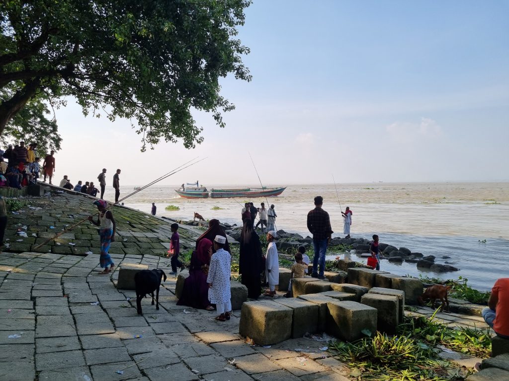 বাংলাদেশে টেকসই উন্নয়ন অভীষ্ট (এসডিজি) বাস্তবায়ন: অগ্রগতি এবং কৌশল