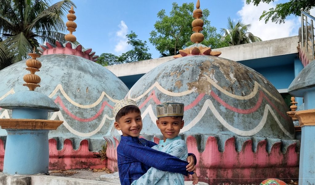 ঈদ: ঢাকার উৎসব, ফ্যাশন ও ধর্মীয় ভাবনা